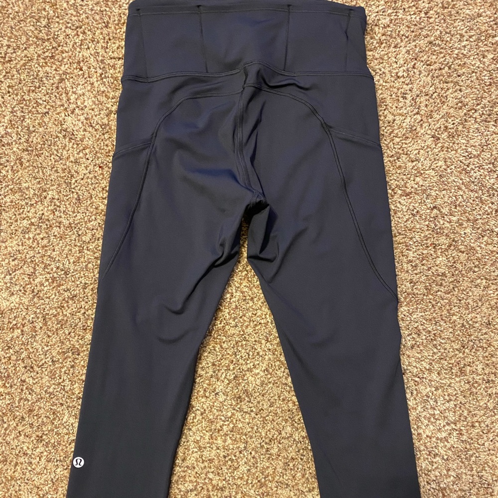 Like new Lululemon Fast and Free 23”